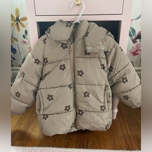 Zara kids puffer winter jacket beige with daisy motif size 2-3T